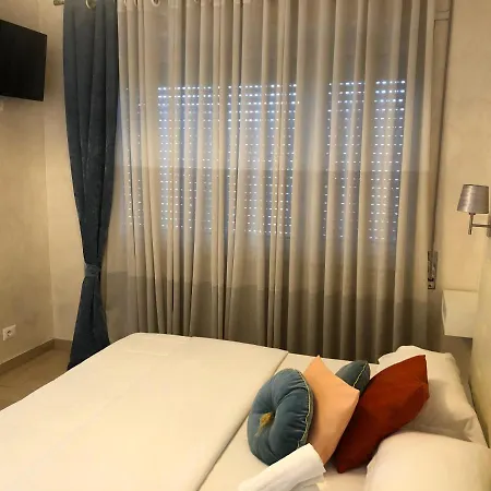 Pensión Isabel 4*