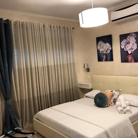 Isabel 4* Roma