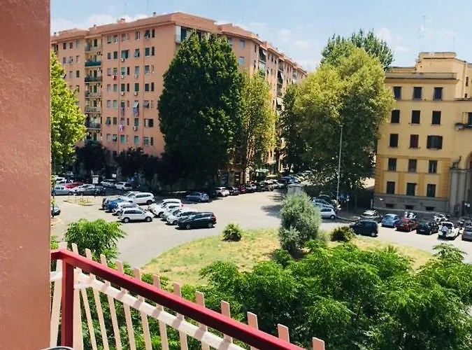 Isabel Pensión Roma