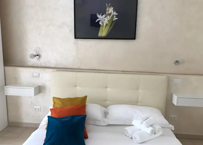 Isabel Pensión Roma